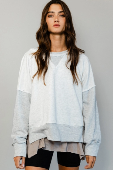 Raw Edge Detail Contrast Sweatshirt