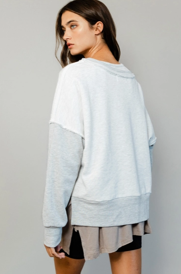 Raw Edge Detail Contrast Sweatshirt